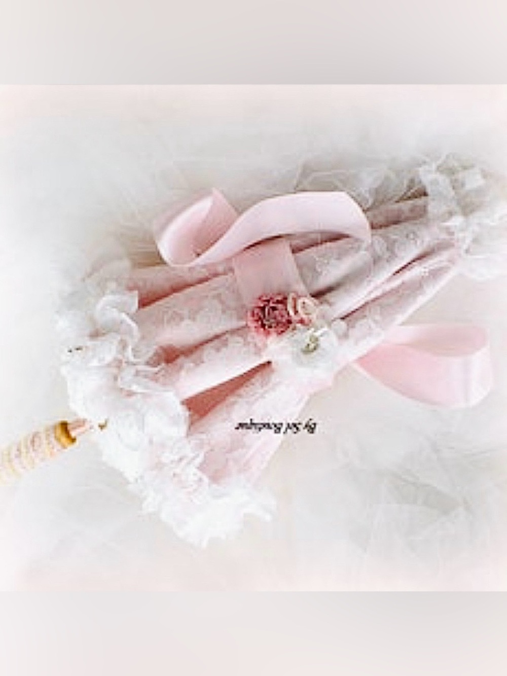 Elegant parasol with lace